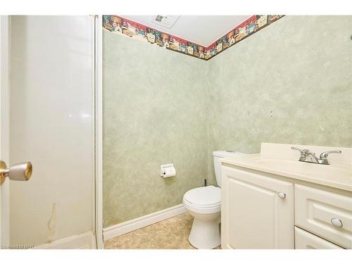 489 Linwell Road, St. Catharines, ON - Indoor Photo Showing Bathroom