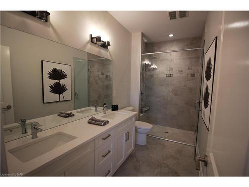 7 Peachtree Lane, Niagara-On-The-Lake, ON - Indoor Photo Showing Bathroom