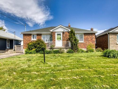 18 Whyte Avenue N, Thorold, ON - Outdoor
