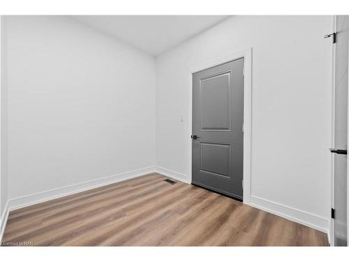 3844 Nigh Road, Fort Erie, ON - Indoor Photo Showing Other Room