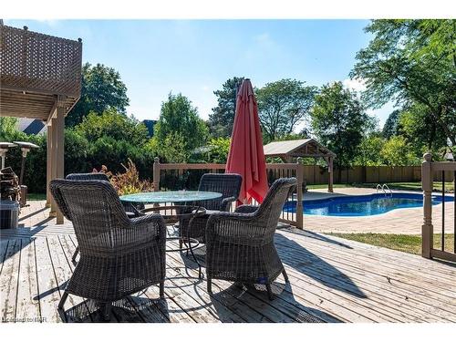 375 Mississauga Street, Niagara-On-The-Lake, ON - Outdoor With In Ground Pool With Deck Patio Veranda With Backyard
