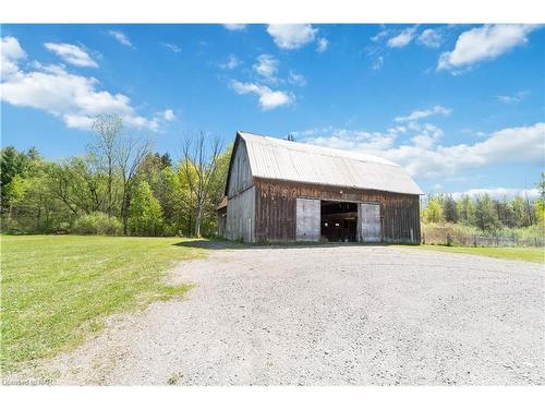 180 Chantler Road, Pelham, ON - Outdoor