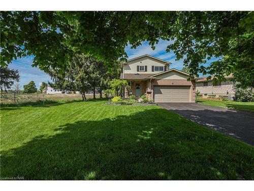 8 Lampman Crescent, Thorold, ON - Outdoor