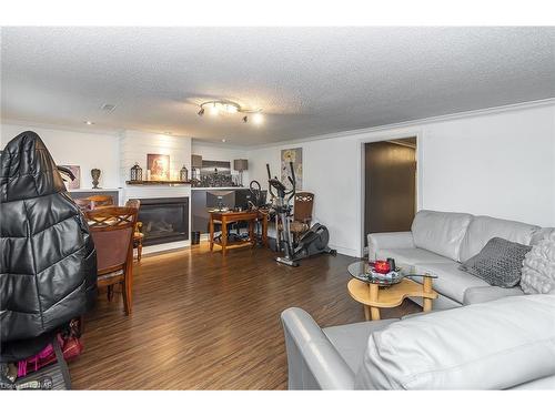 27 Mayfair Drive, Welland, ON - Indoor Photo Showing Living Room With Fireplace