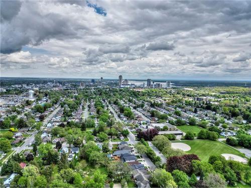 6956 Crescent Road, Niagara Falls, ON - Outdoor With View