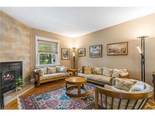 80 Dufferin Street, St. Catharines, ON - Indoor Photo Showing Living Room With Fireplace
