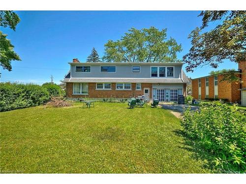 7205 Sharon Avenue, Niagara Falls, ON - Outdoor With Deck Patio Veranda