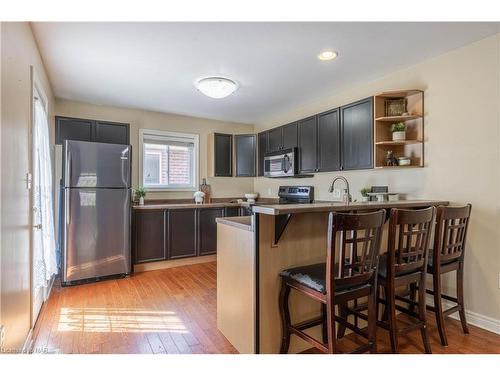 92 Thorold Avenue, Thorold, ON - Indoor Photo Showing Kitchen