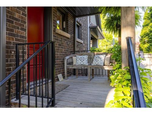 38 Hillcrest Avenue, St. Catharines, ON - Outdoor With Deck Patio Veranda With Exterior