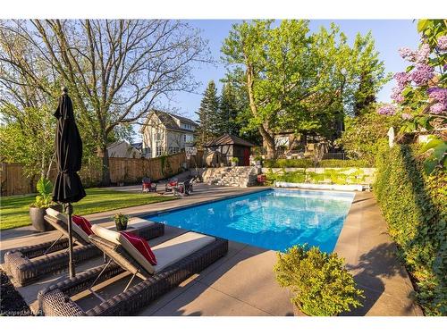 38 Hillcrest Avenue, St. Catharines, ON - Outdoor With In Ground Pool With Backyard