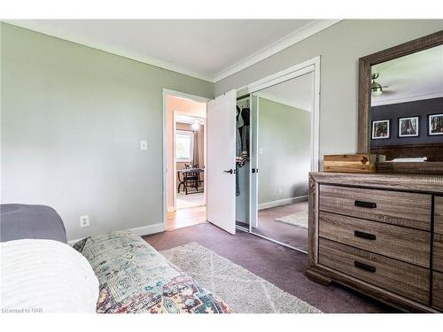 11750 3 Highway, Wainfleet, ON - Indoor Photo Showing Bedroom