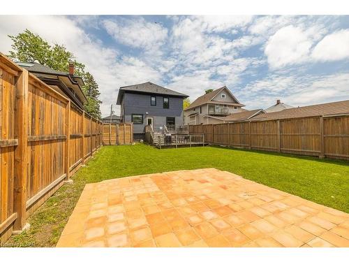 6217 Orchard Avenue, Niagara Falls, ON - Outdoor With Deck Patio Veranda With Backyard