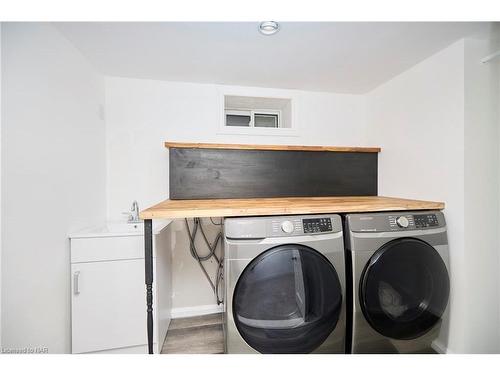 12 Corbett Avenue, St. Catharines, ON - Indoor Photo Showing Laundry Room