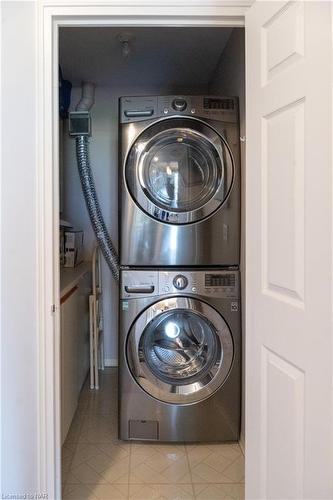 1005-162 Martindale Road, St. Catharines, ON - Indoor Photo Showing Laundry Room