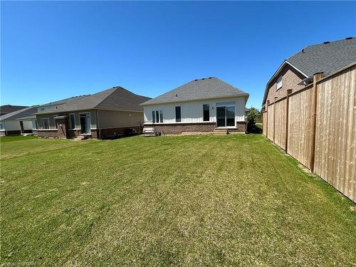 1220 Green Acres Drive, Fort Erie, ON - Outdoor With Exterior