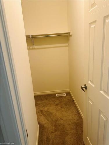 1220 Green Acres Drive, Fort Erie, ON - Indoor Photo Showing Other Room