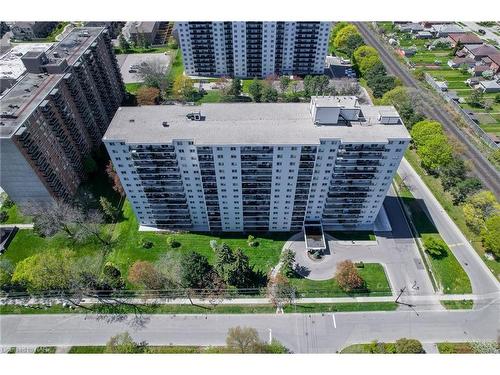 704-1100 Caven Street, Mississauga, ON - Outdoor With View