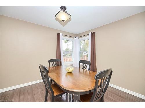 6135 Arad Street, Niagara Falls, ON - Indoor Photo Showing Dining Room