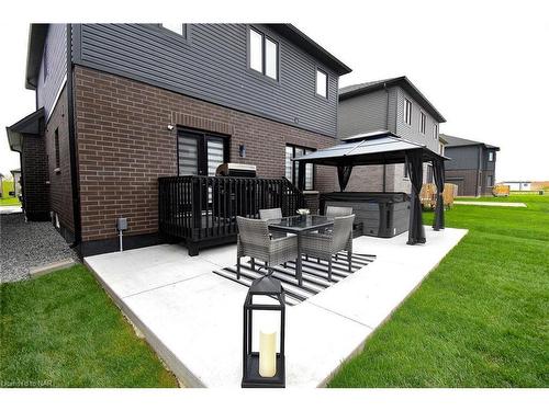 229 Shoreview Drive, Welland, ON - Outdoor With Deck Patio Veranda With Exterior