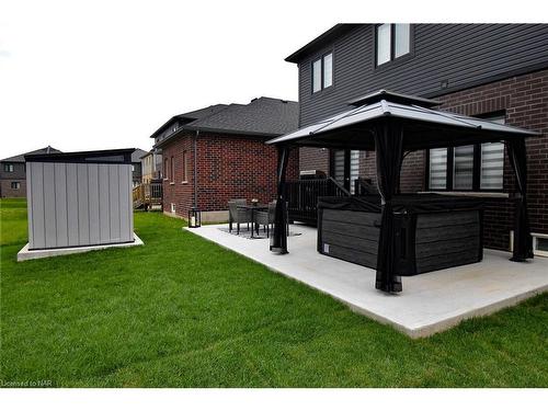 229 Shoreview Drive, Welland, ON - Outdoor With Exterior