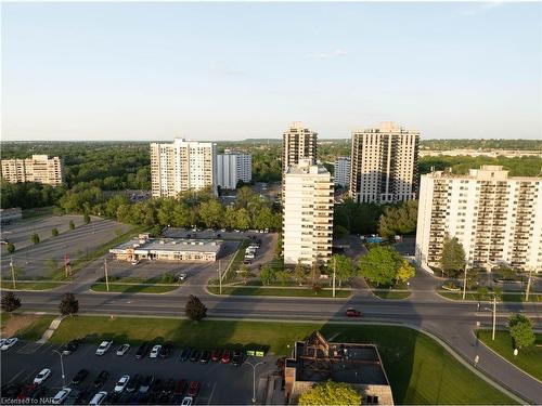 1402-215 Glenridge Avenue, St. Catharines, ON - Outdoor With View