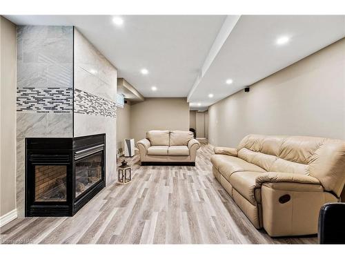 1036 Kerby Street, Fort Erie, ON - Indoor With Fireplace