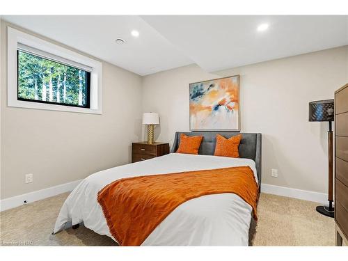 45 Peach Tree Common, St. Catharines, ON - Indoor Photo Showing Bedroom