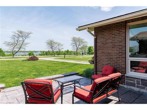 2179 Niagara Parkway, Fort Erie, ON - Outdoor With Deck Patio Veranda With Exterior