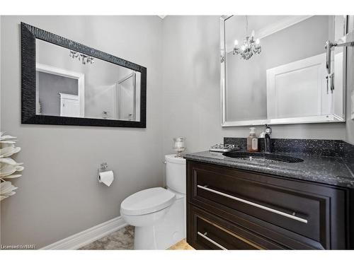 255 Colbeck Drive, Welland, ON - Indoor Photo Showing Bathroom