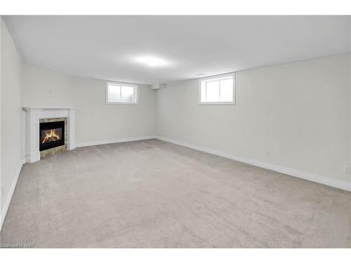5-3395 River Trail, Stevensville, ON - Indoor With Fireplace