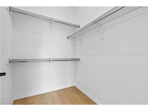 7-300 Richmond Street, Thorold, ON - Indoor With Storage