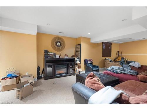279 Lakeshore Road West Road, Port Colborne, ON - Indoor Photo Showing Living Room With Fireplace