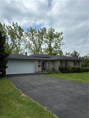 300 Albany Street, Fort Erie, ON - Outdoor