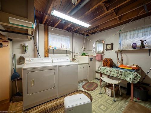 119 Ost Avenue, Port Colborne, ON - Indoor Photo Showing Laundry Room