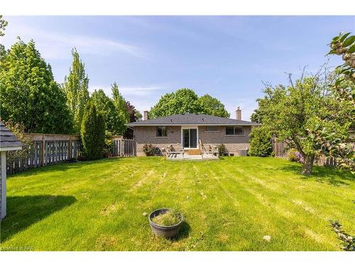 29 Granada Drive, St. Catharines, ON - Outdoor With Backyard