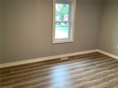 299 Hellems Avenue, Welland, ON - Indoor Photo Showing Other Room