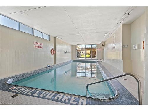 807-15 Towering Heights Boulevard, St. Catharines, ON - Indoor Photo Showing Other Room With In Ground Pool
