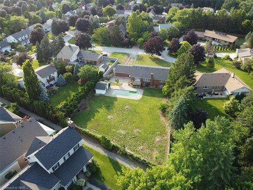 4 Merritt Circle, Niagara-On-The-Lake, ON - Outdoor With View