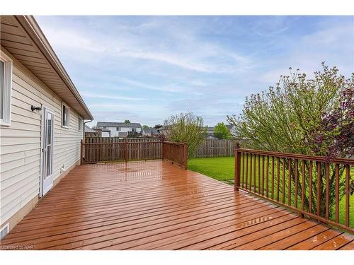 976 Colette Road, Fort Erie, ON - Outdoor With Deck Patio Veranda With Exterior