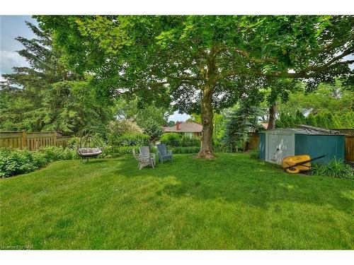 5039 Portage Road, Niagara Falls, ON - Outdoor With Backyard