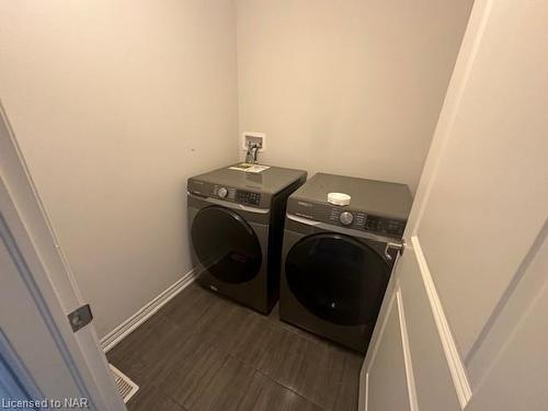 5 Swart Lane, Thorold, ON - Indoor Photo Showing Laundry Room