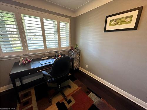 6040 Clare Crescent, Niagara Falls, ON - Indoor Photo Showing Office