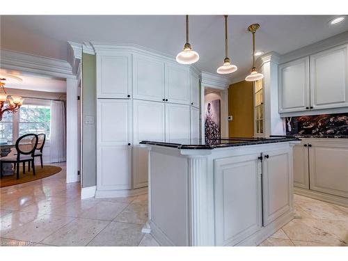 51 Royal York Road, St. Catharines, ON - Indoor Photo Showing Kitchen