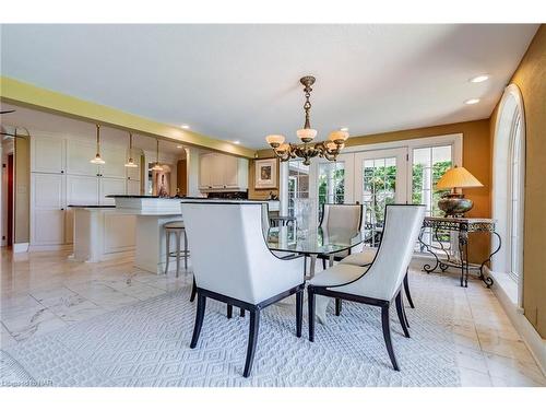 51 Royal York Road, St. Catharines, ON - Indoor Photo Showing Dining Room