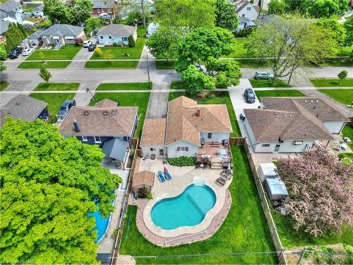 35 Woodbine Avenue, St. Catharines, ON - Outdoor With In Ground Pool With View