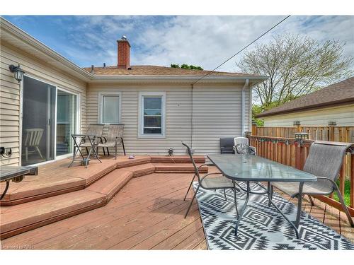 35 Woodbine Avenue, St. Catharines, ON - Outdoor With Deck Patio Veranda With Exterior
