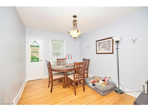 35 Woodbine Avenue, St. Catharines, ON - Indoor Photo Showing Dining Room