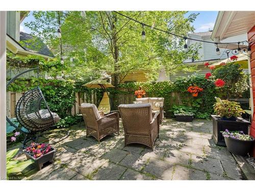 4 Wyckliffe Avenue, Niagara-On-The-Lake, ON - Outdoor With Deck Patio Veranda