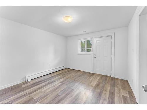 143 Glendale Avenue, St. Catharines, ON - Indoor Photo Showing Other Room