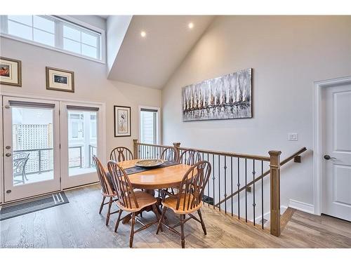 9 Sassafras Row, Fort Erie, ON - Indoor Photo Showing Dining Room